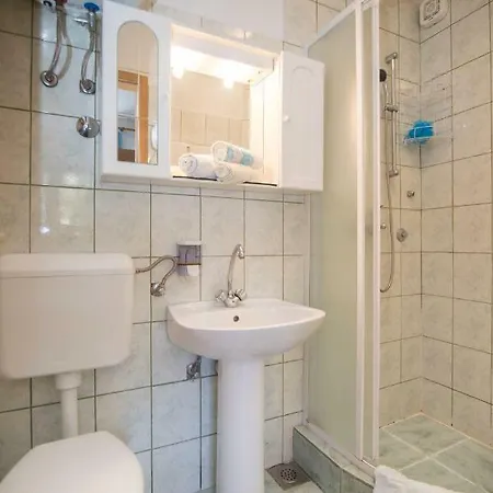 Apartament And Nikol