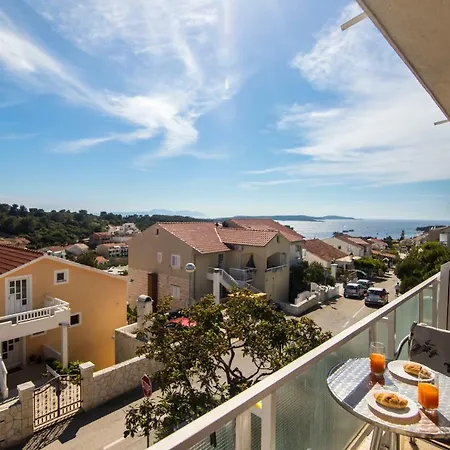 And Nikol * Hvar Town