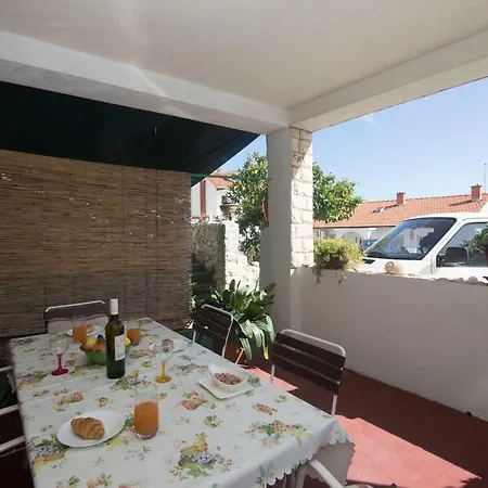 And Nikol Apartment