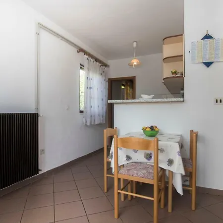And Nikol Apartment