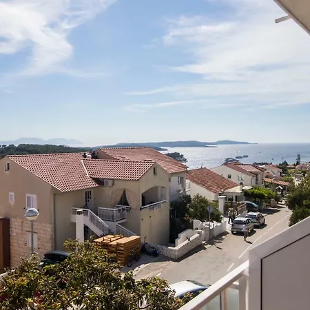 Apartment And Nikol