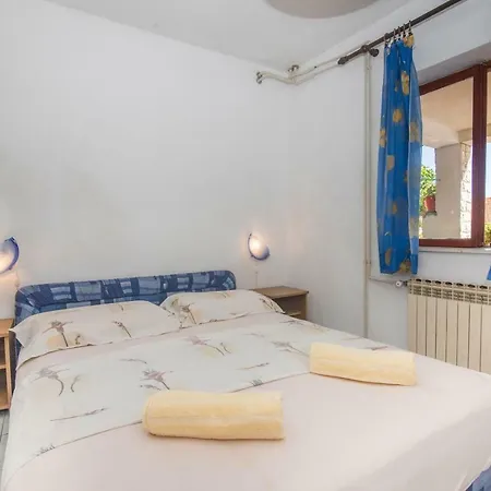 And Nikol Apartment